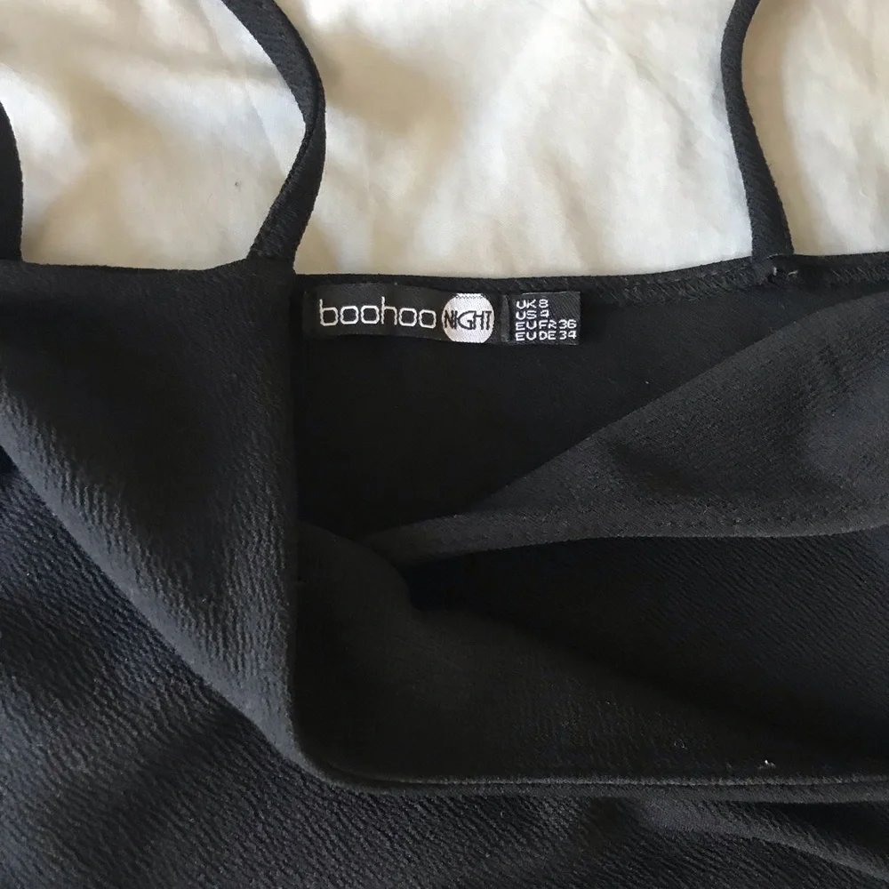 Little Black Dress - Bodycon with slit - Picture 5 of 7